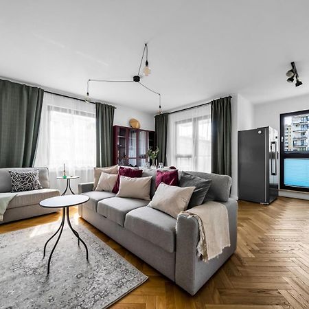 Skierniewicka Apt - Parking, Workspace, Balcony - By Rentujemy Βαρσοβία Εξωτερικό φωτογραφία