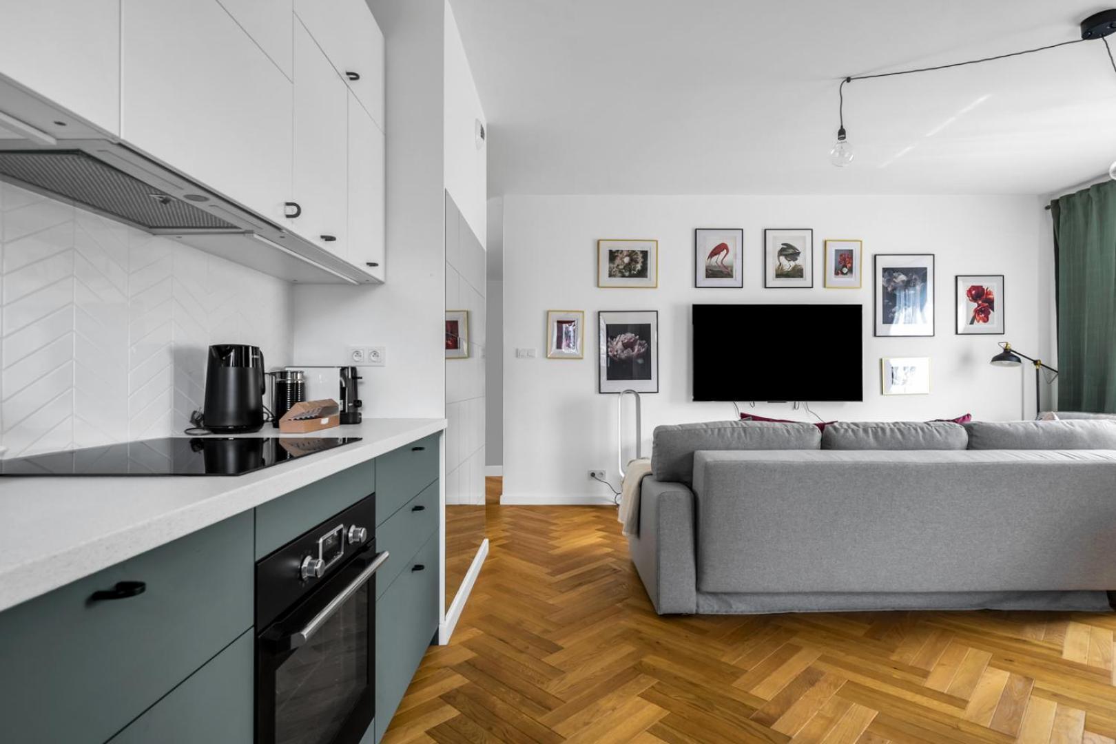 Skierniewicka Apt - Parking, Workspace, Balcony - By Rentujemy Βαρσοβία Εξωτερικό φωτογραφία
